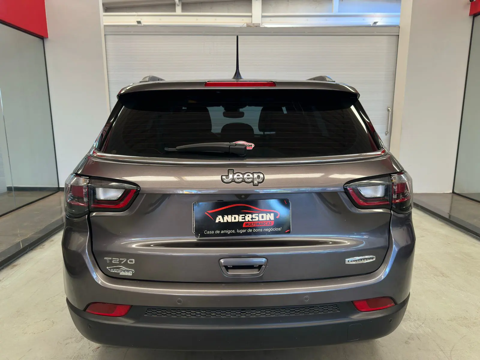 Jeep COMPASS LONG TF a venda na Anderson Multimarcas