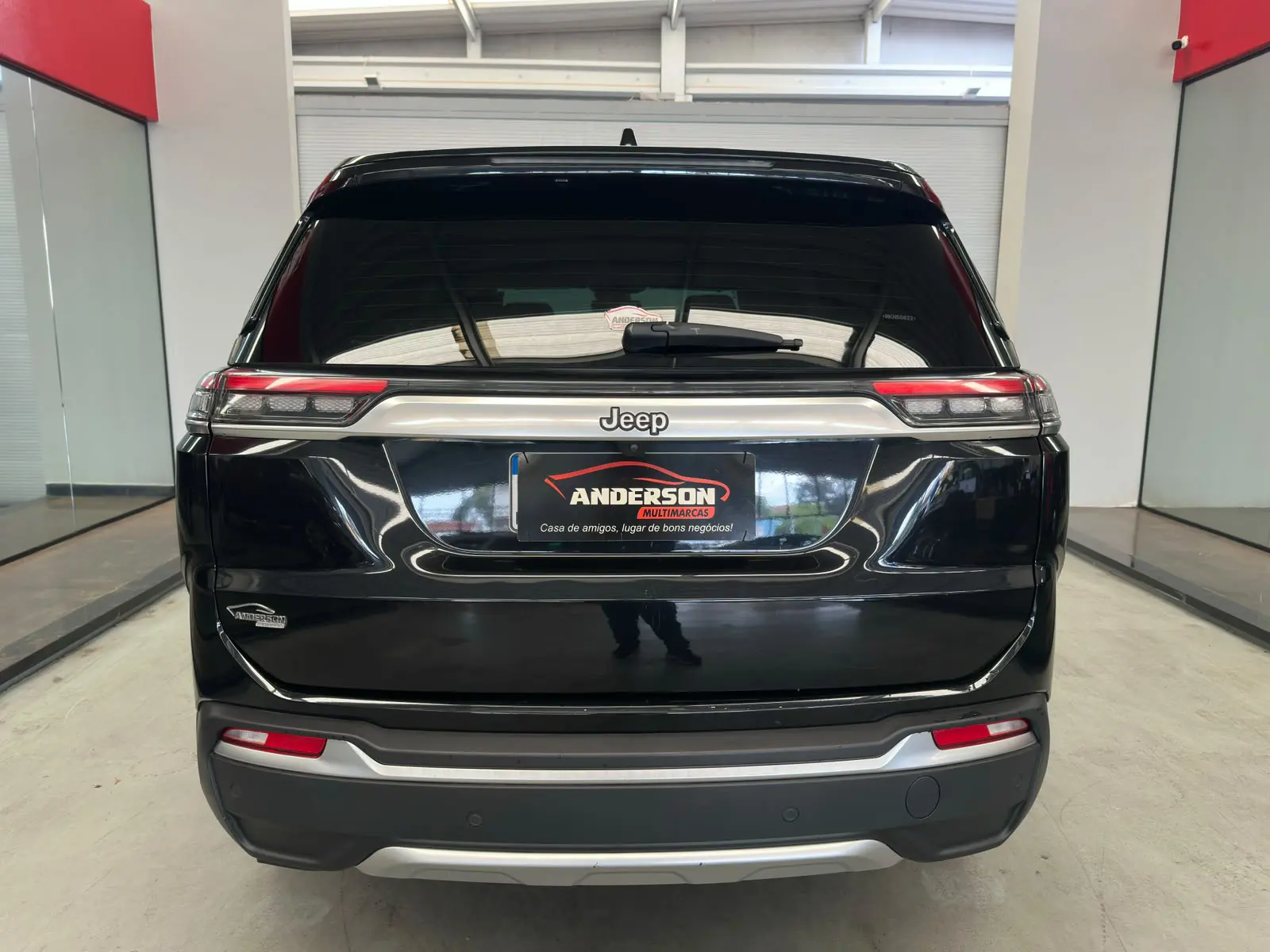 Jeep COMMANDER LONGITUDE a venda na Anderson Multimarcas