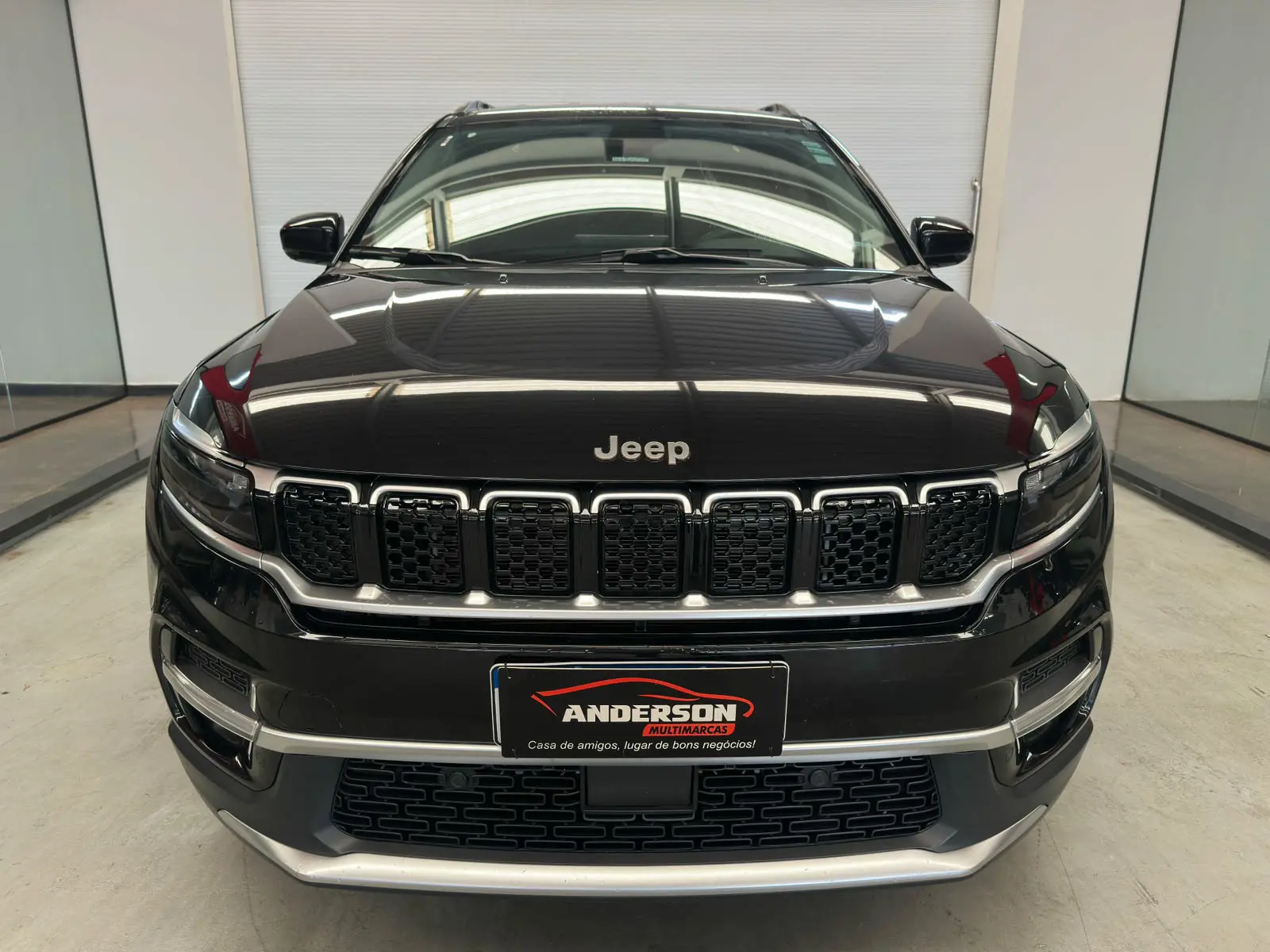 Jeep COMMANDER LONGITUDE a venda na Anderson Multimarcas