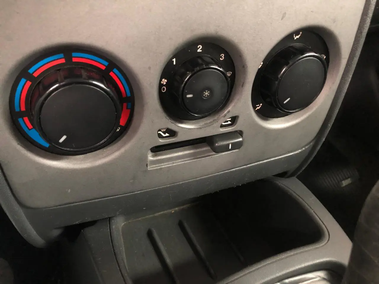 Fiat IDEIA ADVENTURE DUAL a venda na Anderson Multimarcas