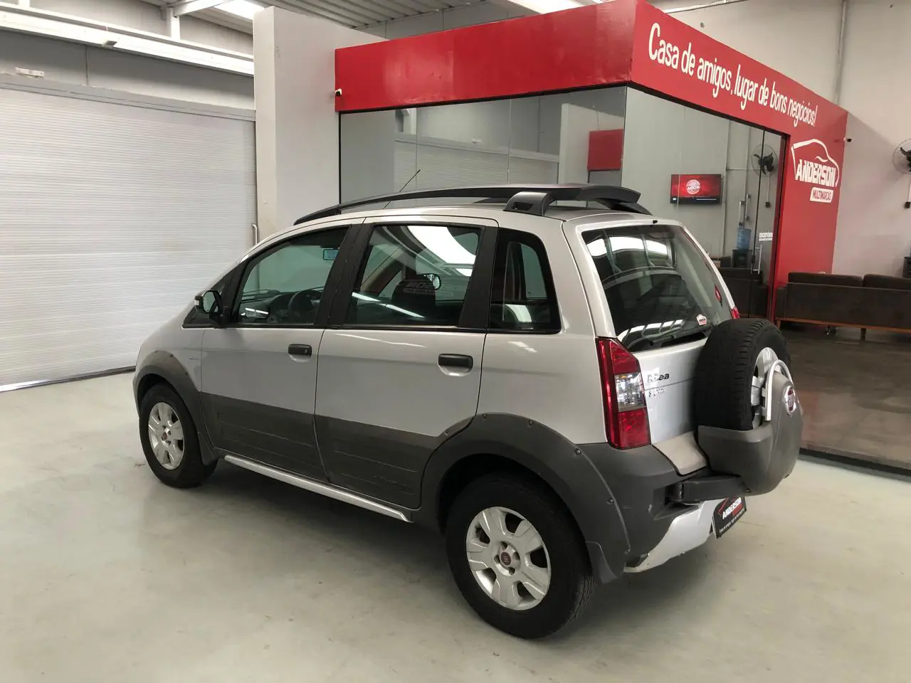 Fiat IDEIA ADVENTURE DUAL a venda na Anderson Multimarcas