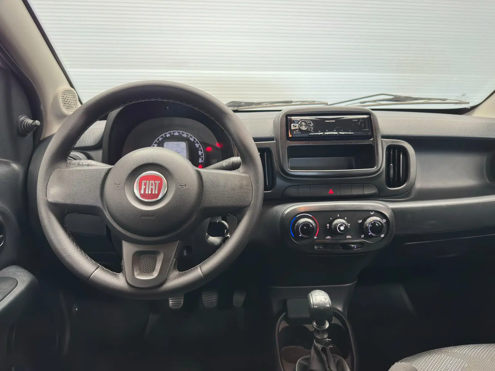 Fiat MOBI LIKE a venda na Anderson Multimarcas