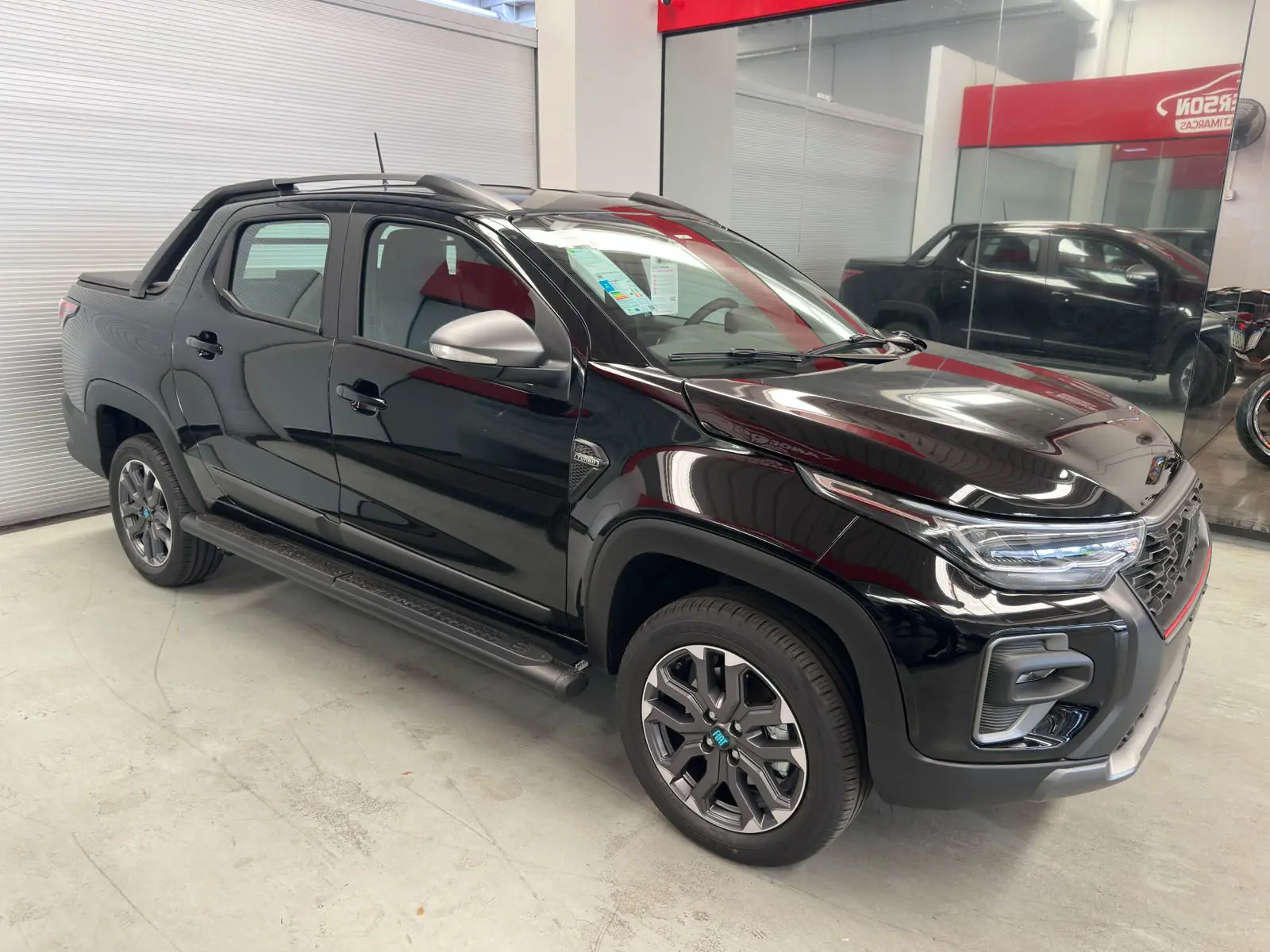 Fiat STRADA ULTRA a venda na Anderson Multimarcas