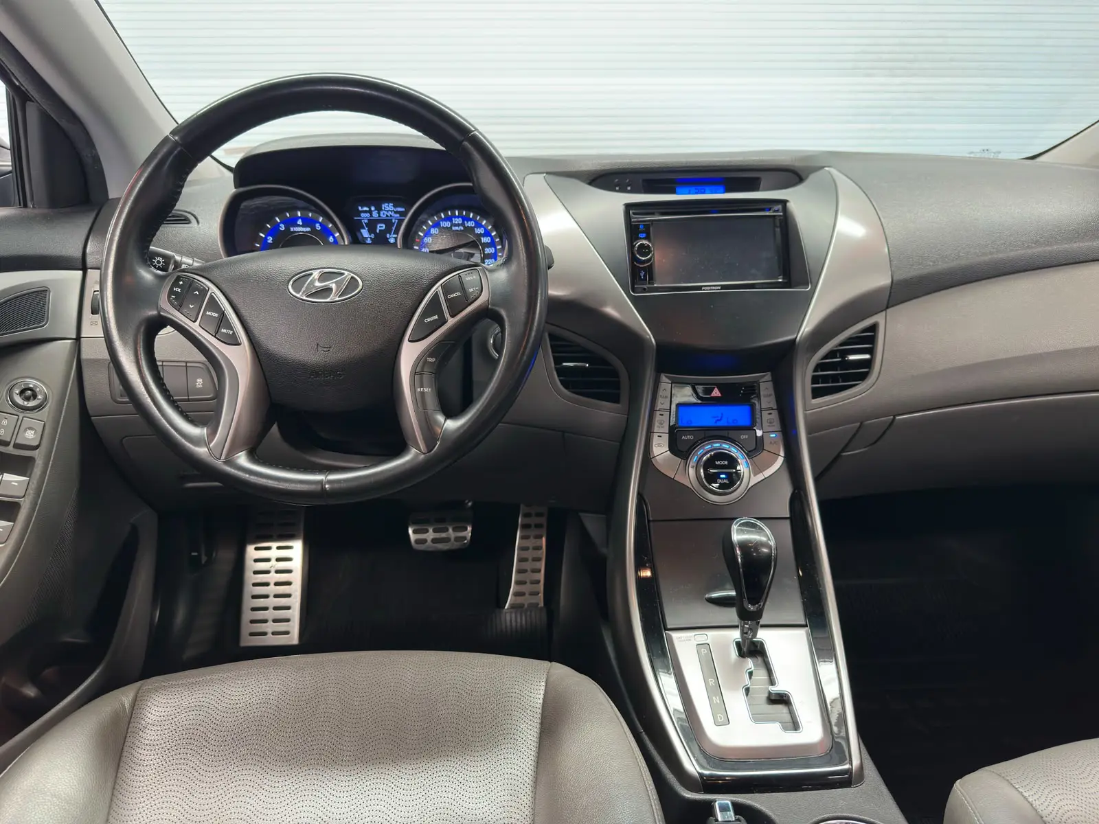Hyundai ELANTRA GLS a venda na Anderson Multimarcas