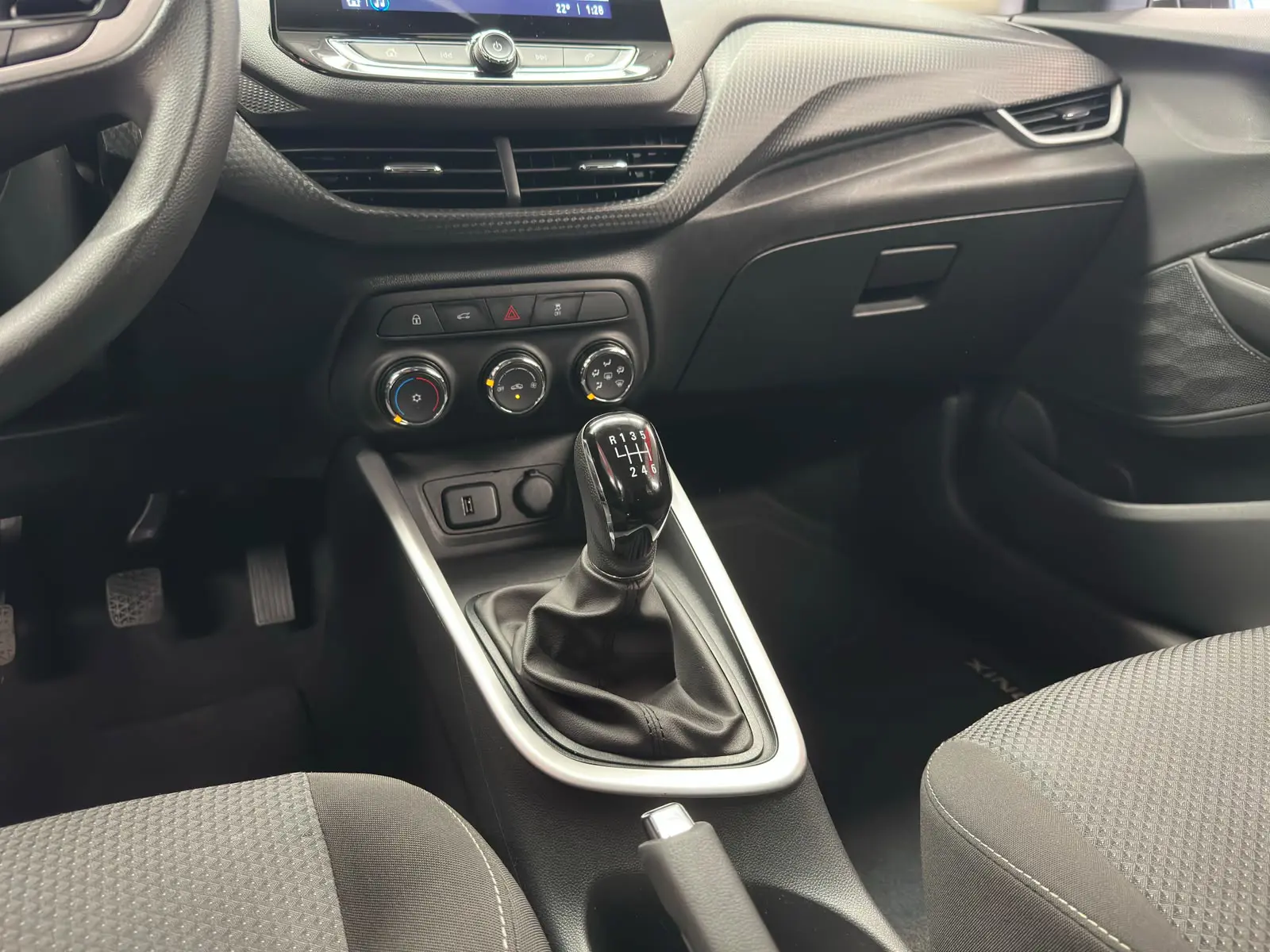 Chevrolet ONIX MT LT2 a venda na Anderson Multimarcas