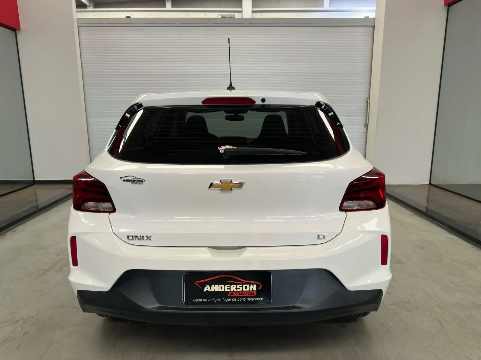 Chevrolet ONIX MT LT2 a venda na Anderson Multimarcas