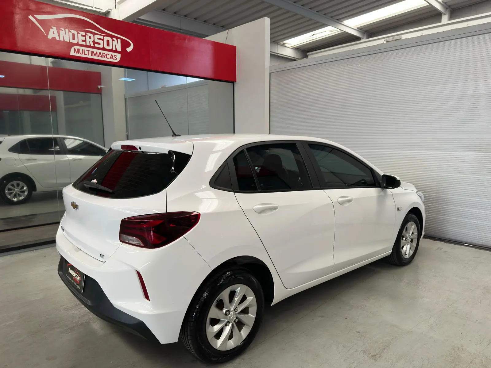 Chevrolet ONIX MT LT2 a venda na Anderson Multimarcas