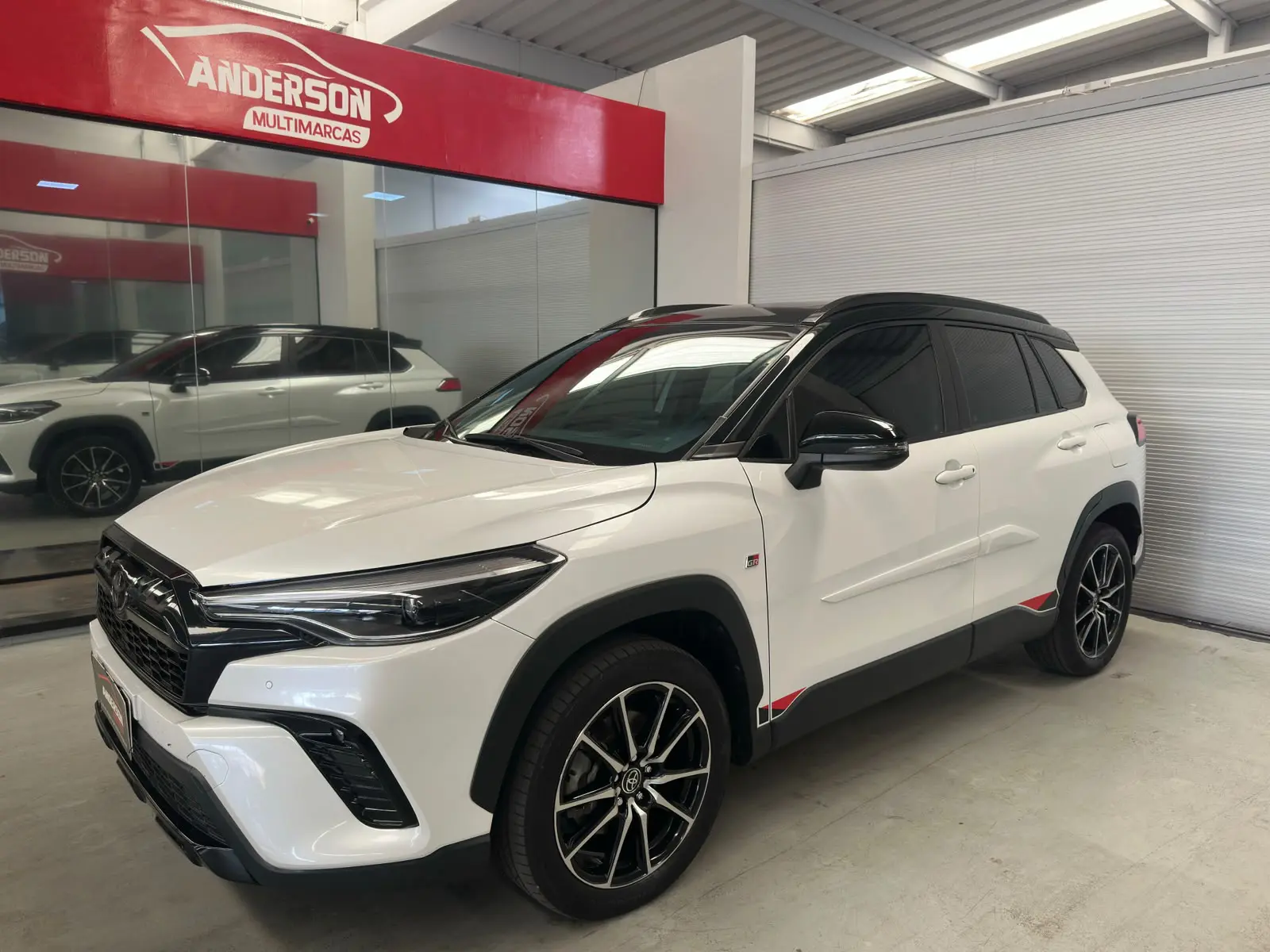 COROLLA CROOS GRS