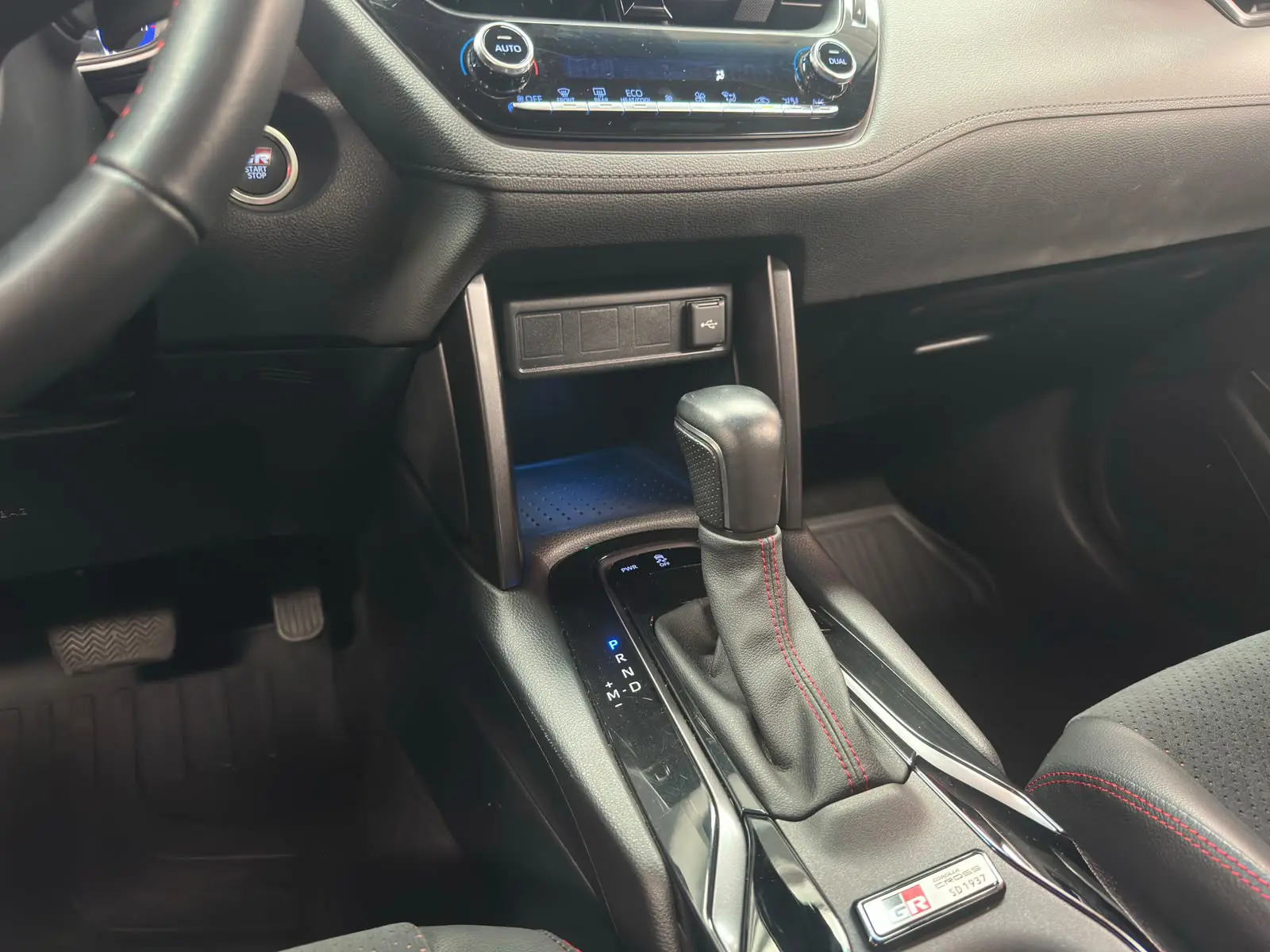 Toyota COROLLA CROOS GRS a venda na Anderson Multimarcas