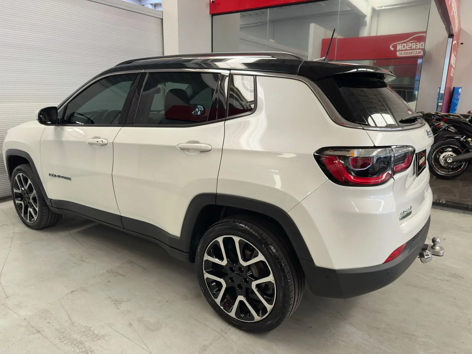 Jeep COMPASS LIMITED D a venda na Anderson Multimarcas