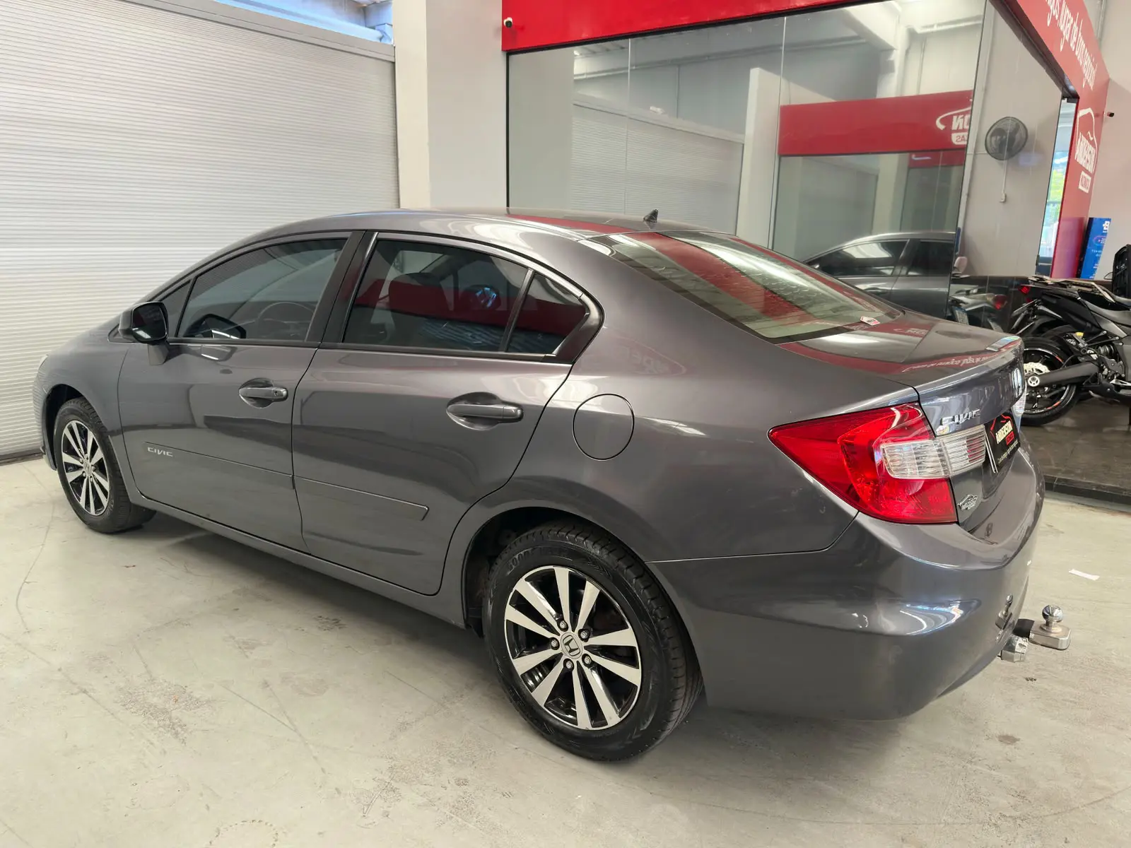 Honda CIVIC LXS AT a venda na Anderson Multimarcas
