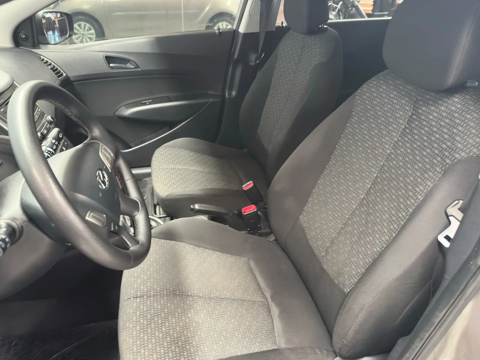 Hyundai HB20 1.0 UNIQUE a venda na Anderson Multimarcas
