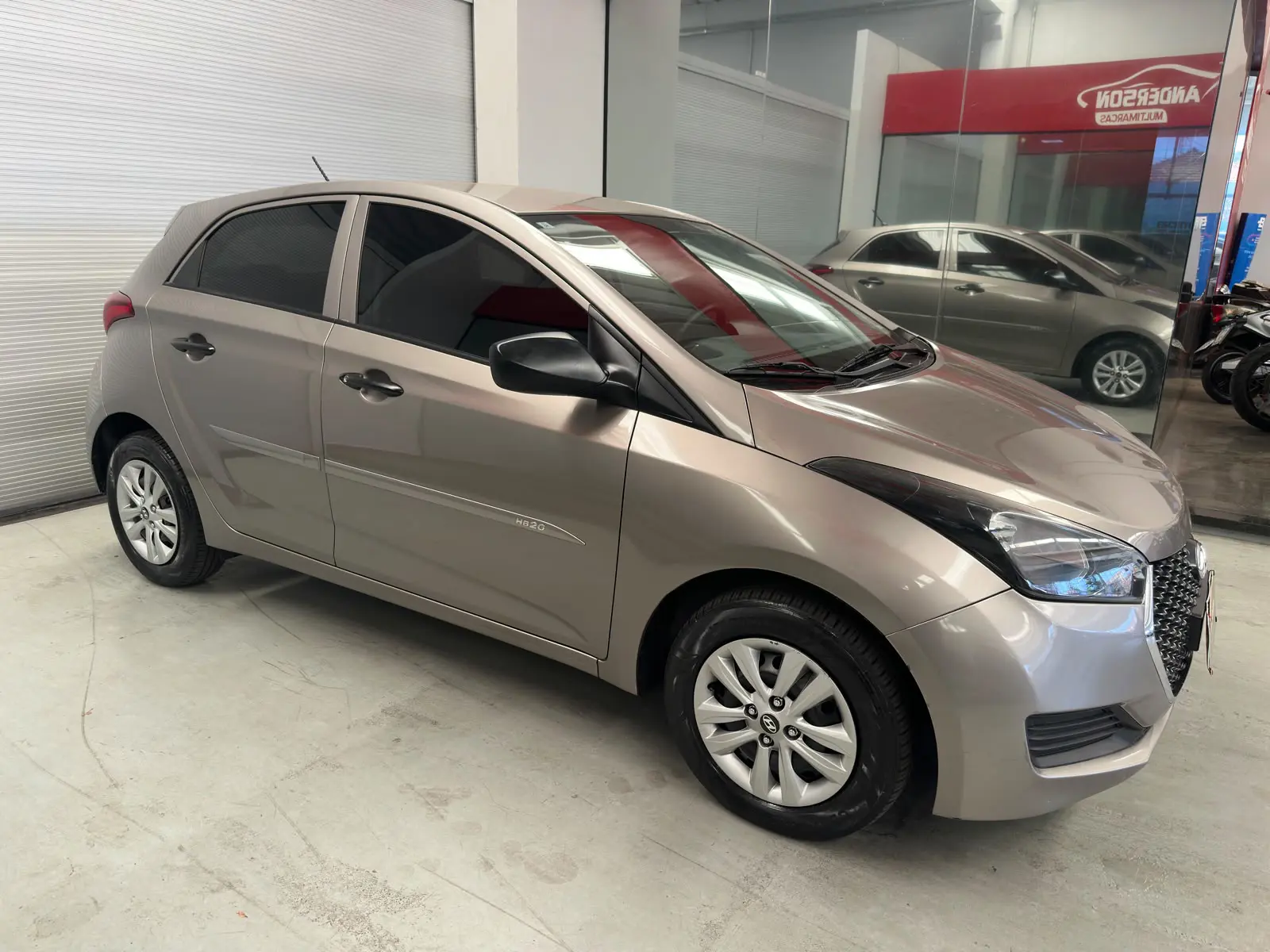 Hyundai HB20 1.0 UNIQUE a venda na Anderson Multimarcas
