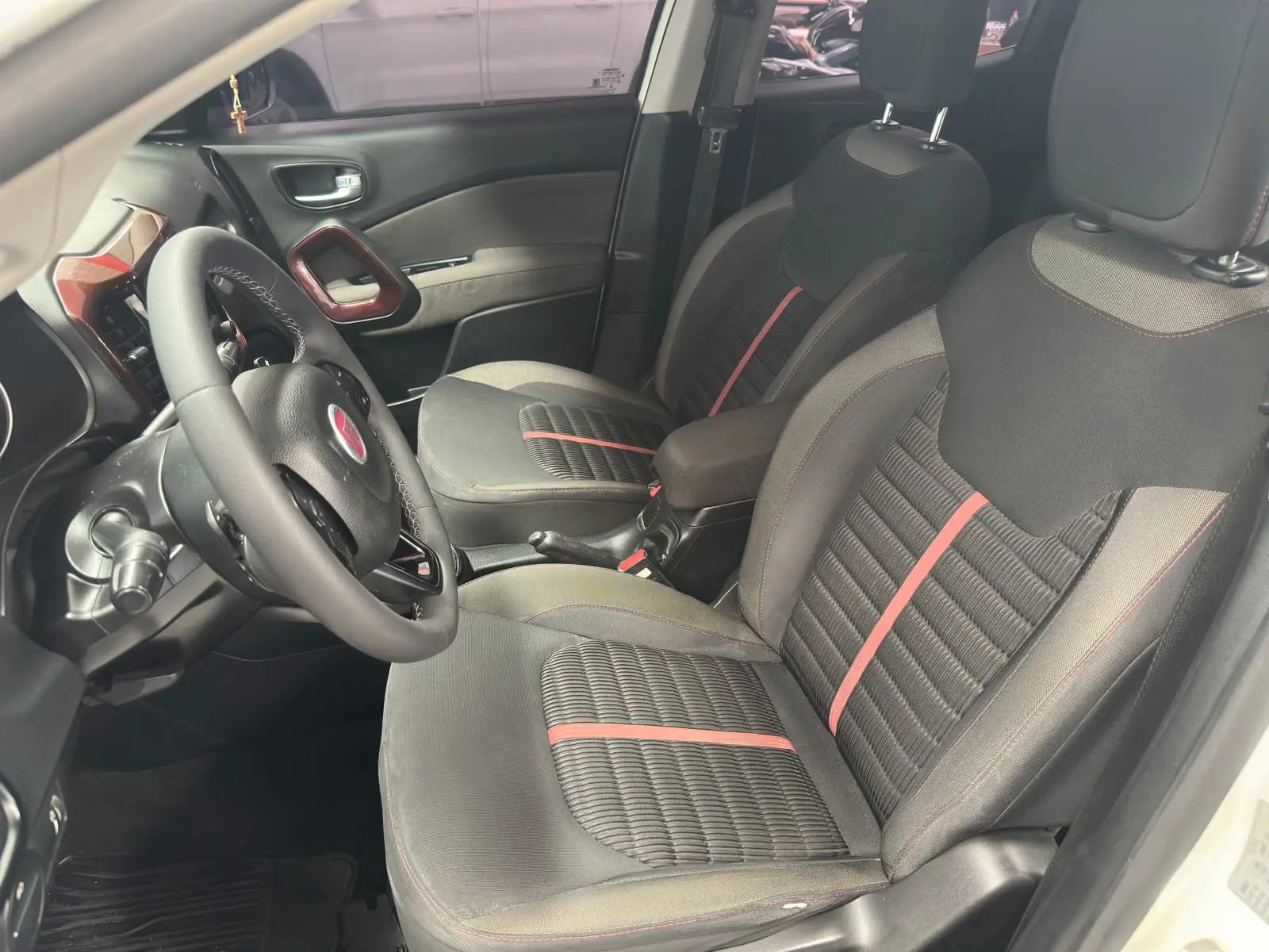 Fiat TORO FREEDOM AT6 a venda na Anderson Multimarcas