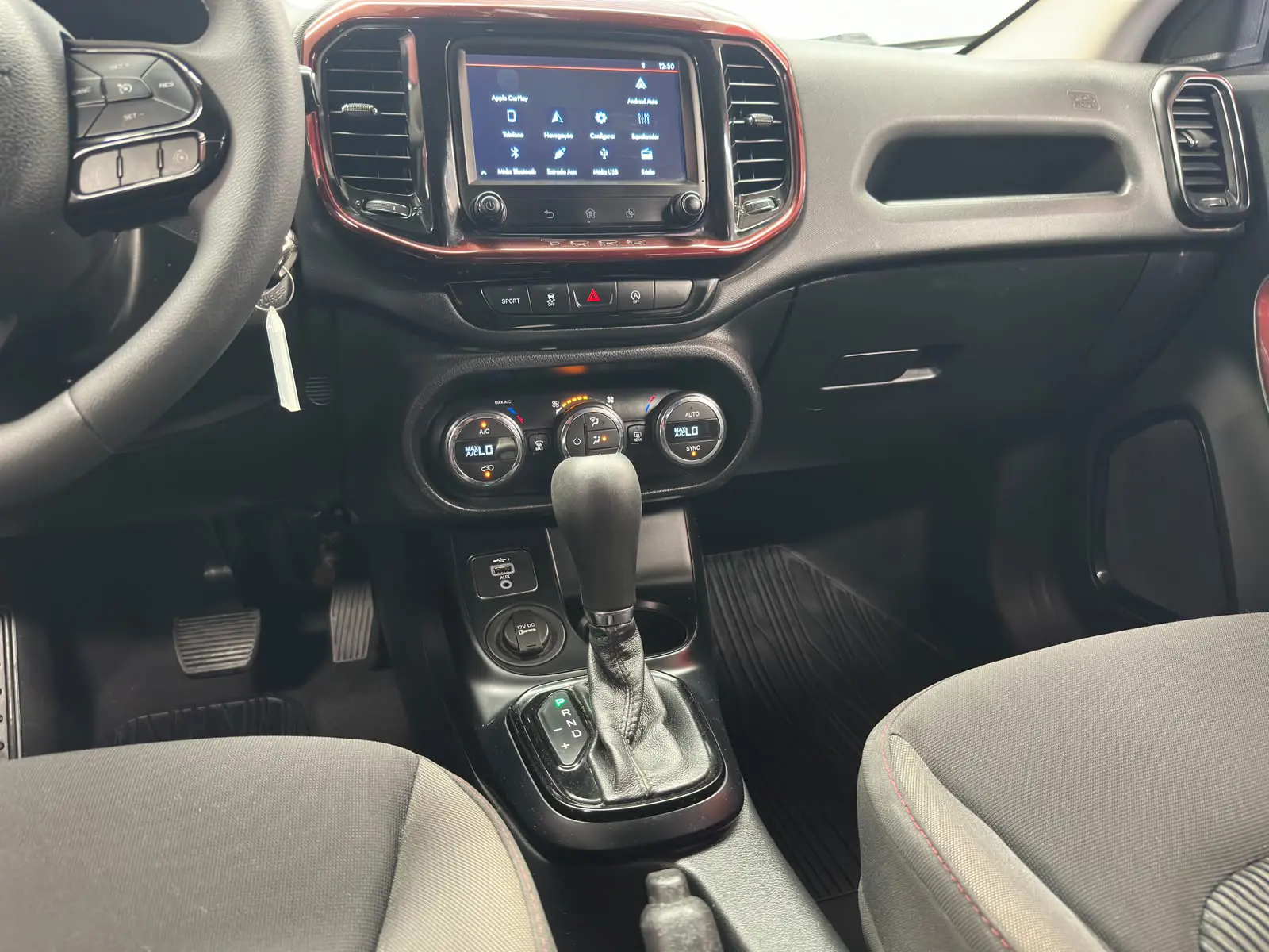 Fiat TORO FREEDOM AT6 a venda na Anderson Multimarcas