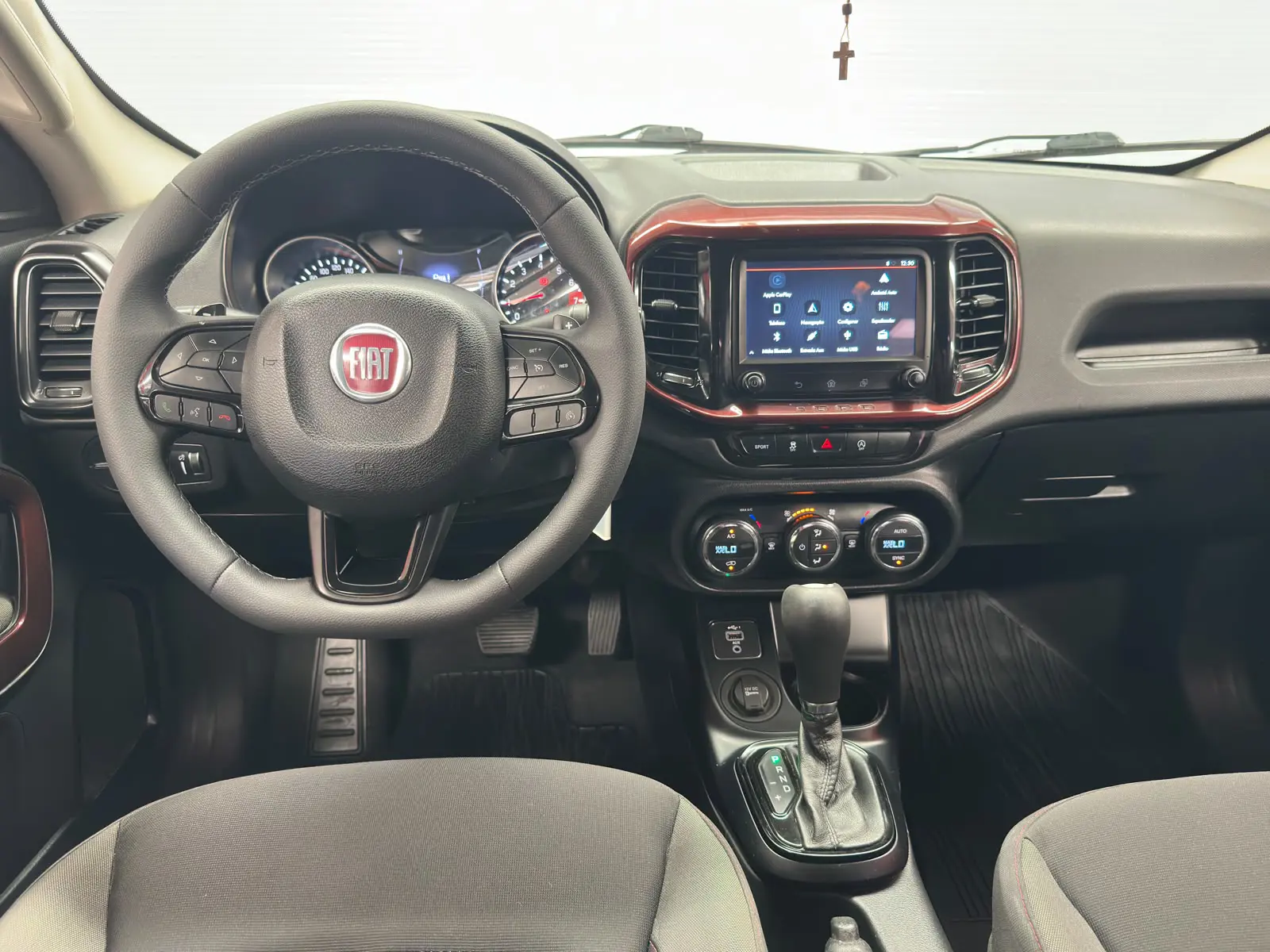 Fiat TORO FREEDOM AT6 a venda na Anderson Multimarcas
