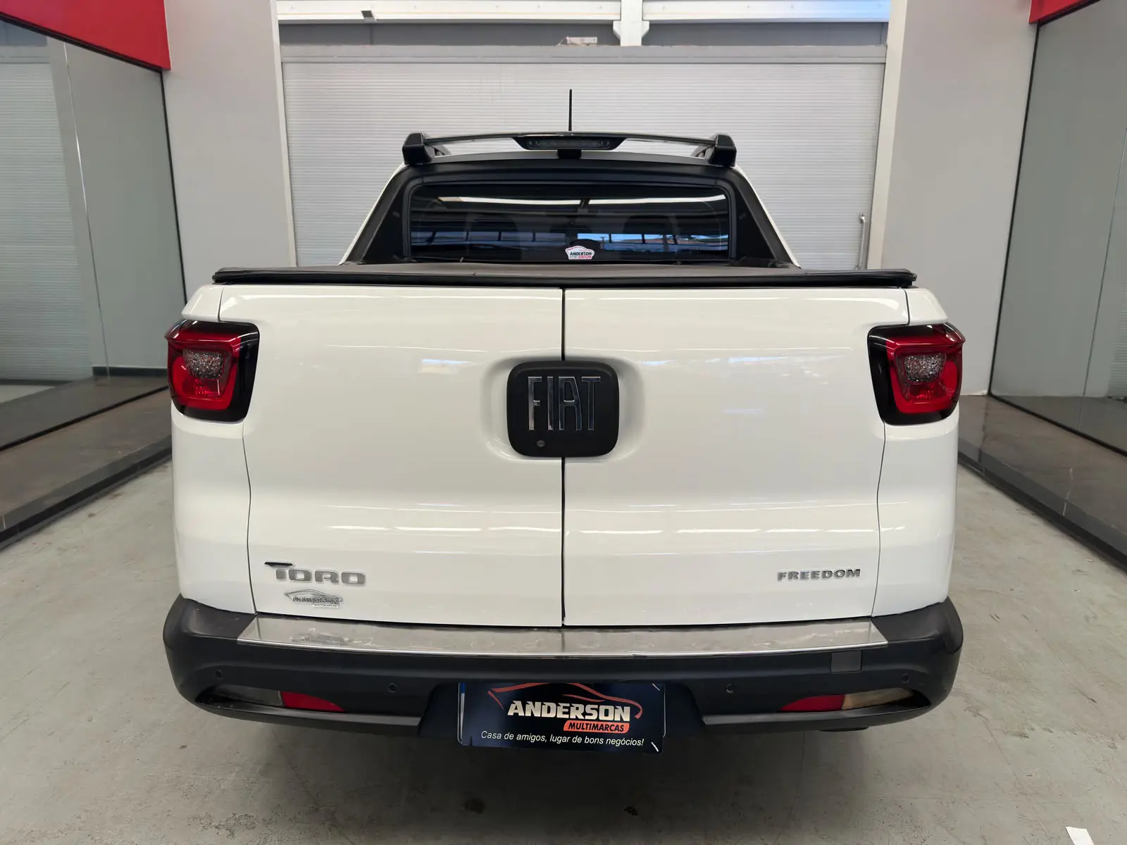 Fiat TORO FREEDOM AT6 a venda na Anderson Multimarcas