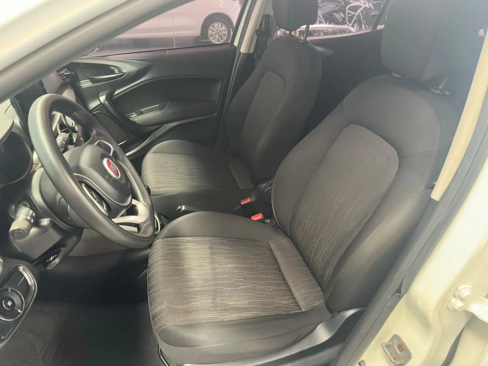 Fiat ARGO DRIVE a venda na Anderson Multimarcas