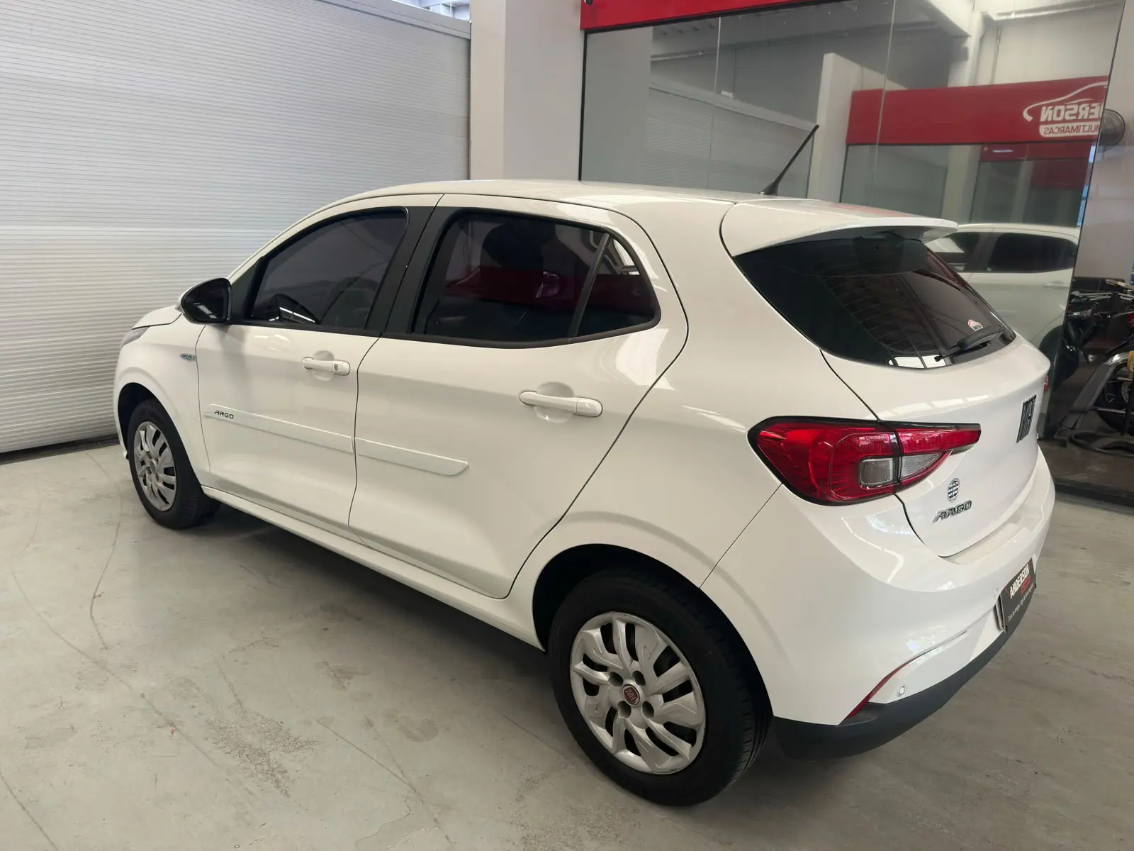 Fiat ARGO DRIVE a venda na Anderson Multimarcas