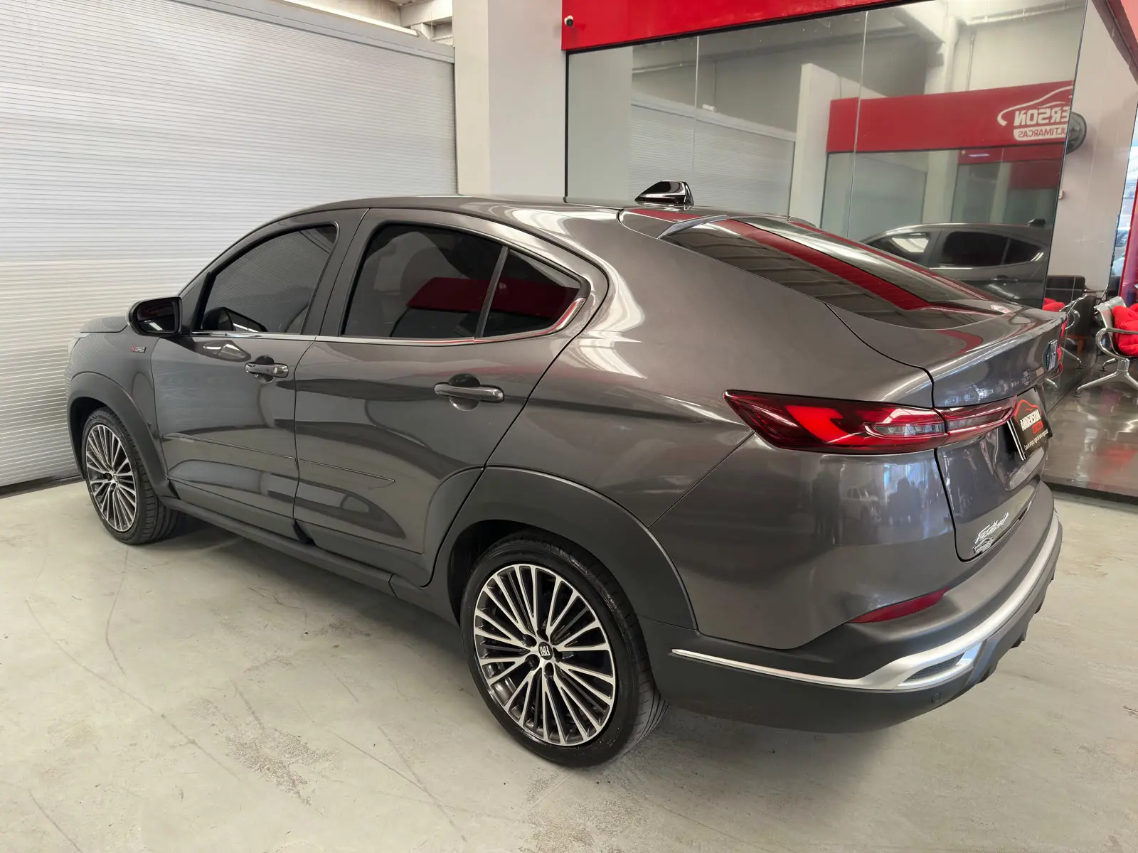 Fiat FASTBACK ABARTH LIMITED ED a venda na Anderson Multimarcas