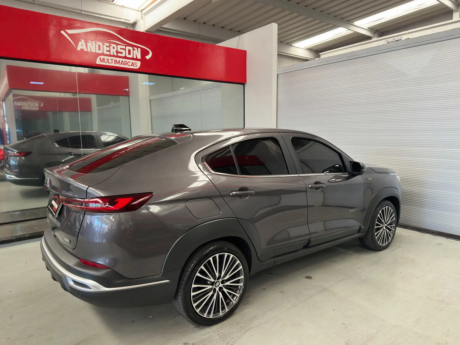 Fiat FASTBACK ABARTH LIMITED ED a venda na Anderson Multimarcas