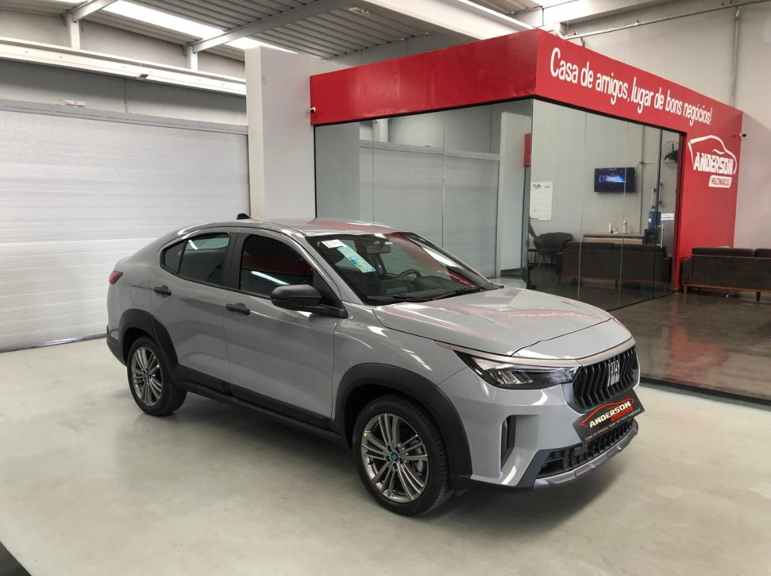 Fiat FASTBACK TURBO 200 a venda na Anderson Multimarcas