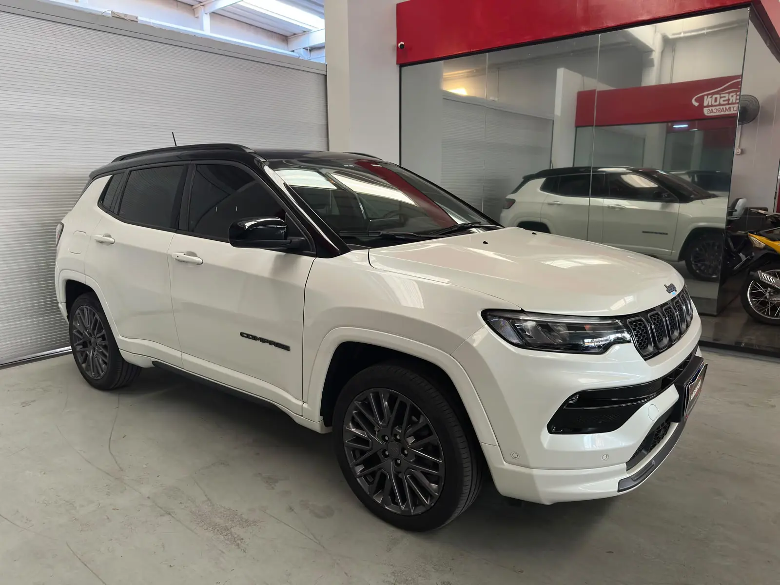 Jeep COMPASS SERIE S TF a venda na Anderson Multimarcas