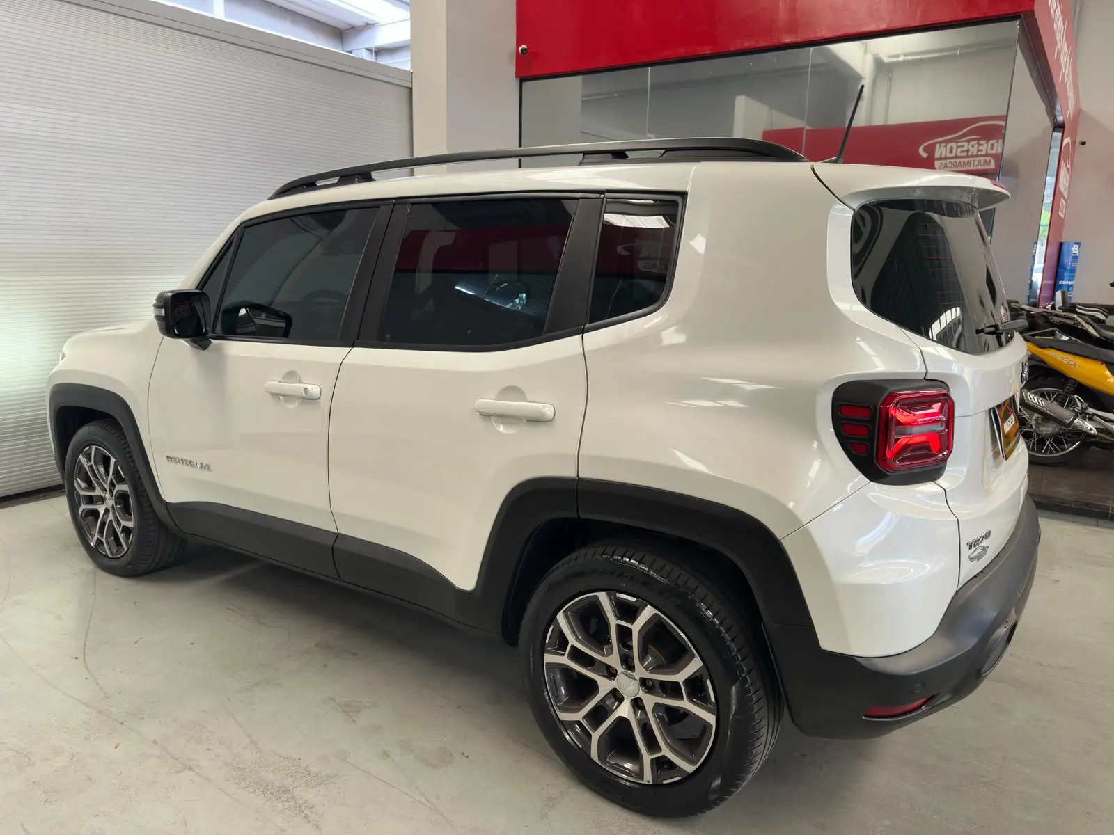 Jeep RENEGADE LGTD T270 a venda na Anderson Multimarcas