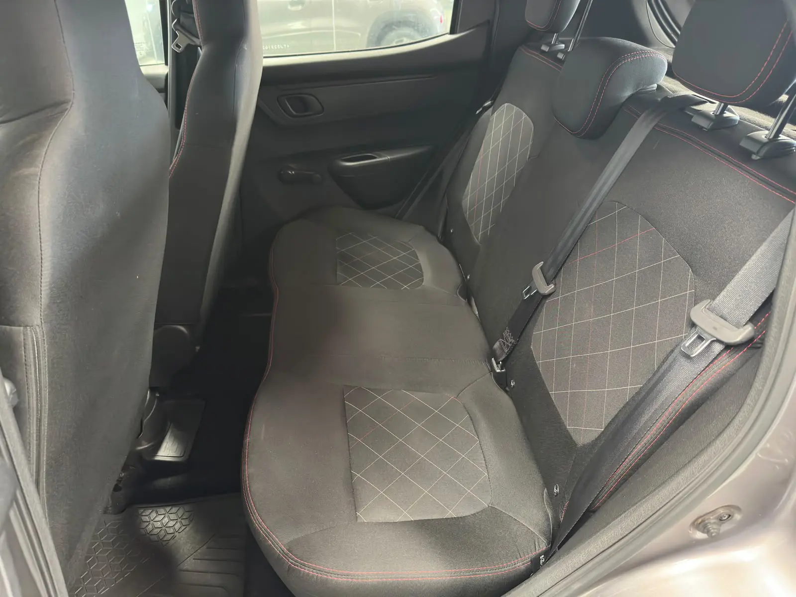 Renault KWID ZEN 2 a venda na Anderson Multimarcas