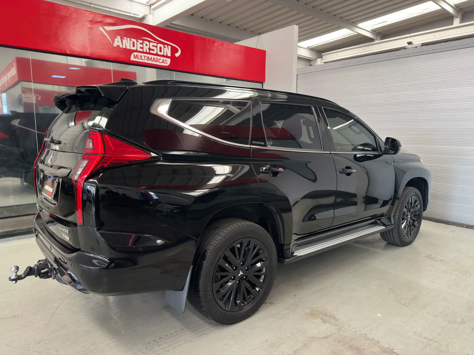 Mitsubishi PAJERO SPORT a venda na Anderson Multimarcas
