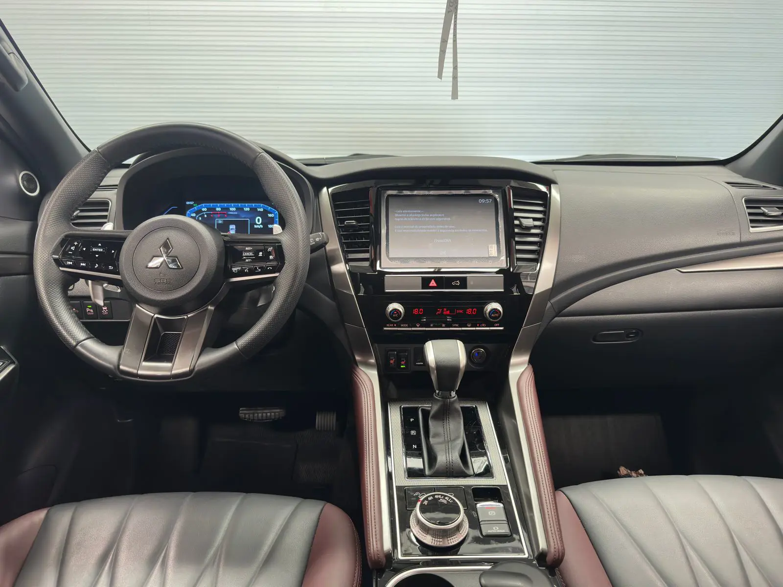 Mitsubishi PAJERO SPORT a venda na Anderson Multimarcas