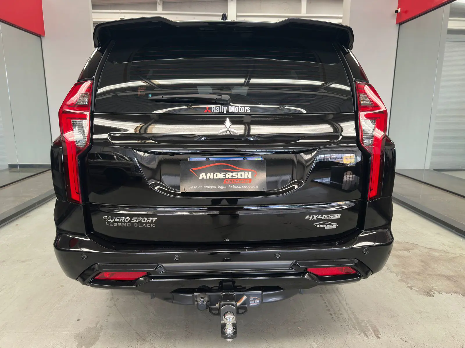 Mitsubishi PAJERO SPORT a venda na Anderson Multimarcas