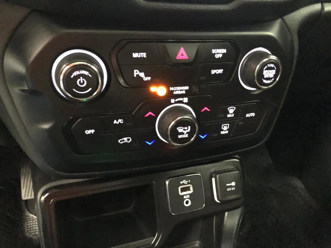 Jeep RENEGADE LIMITED AT a venda na Anderson Multimarcas