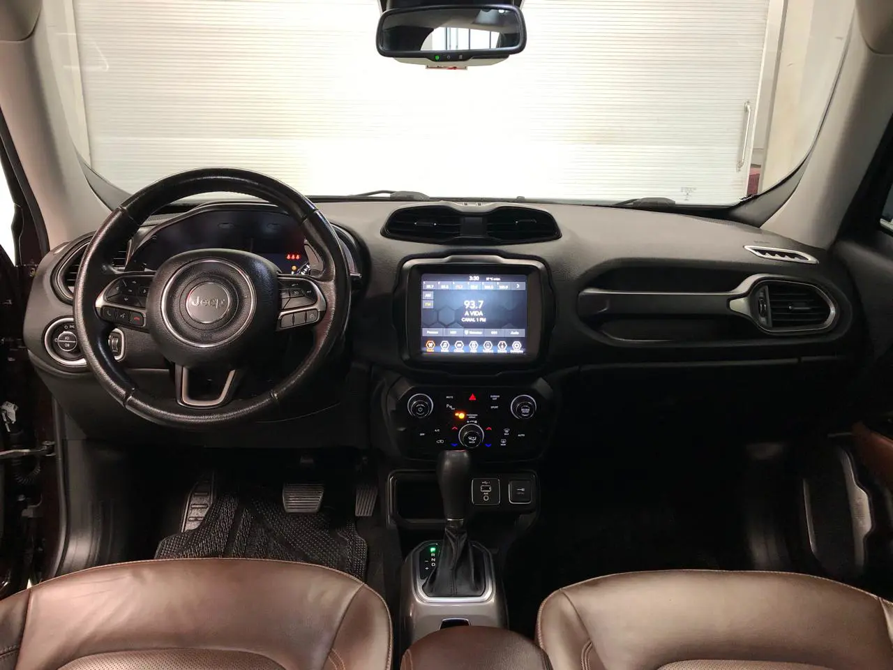 Jeep RENEGADE LIMITED AT a venda na Anderson Multimarcas