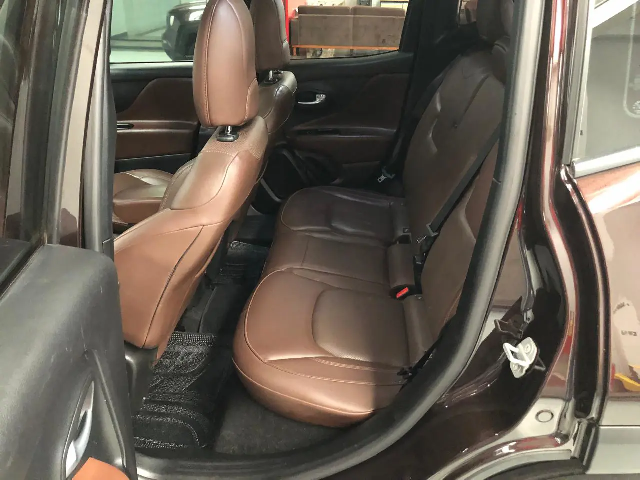 Jeep RENEGADE LIMITED AT a venda na Anderson Multimarcas