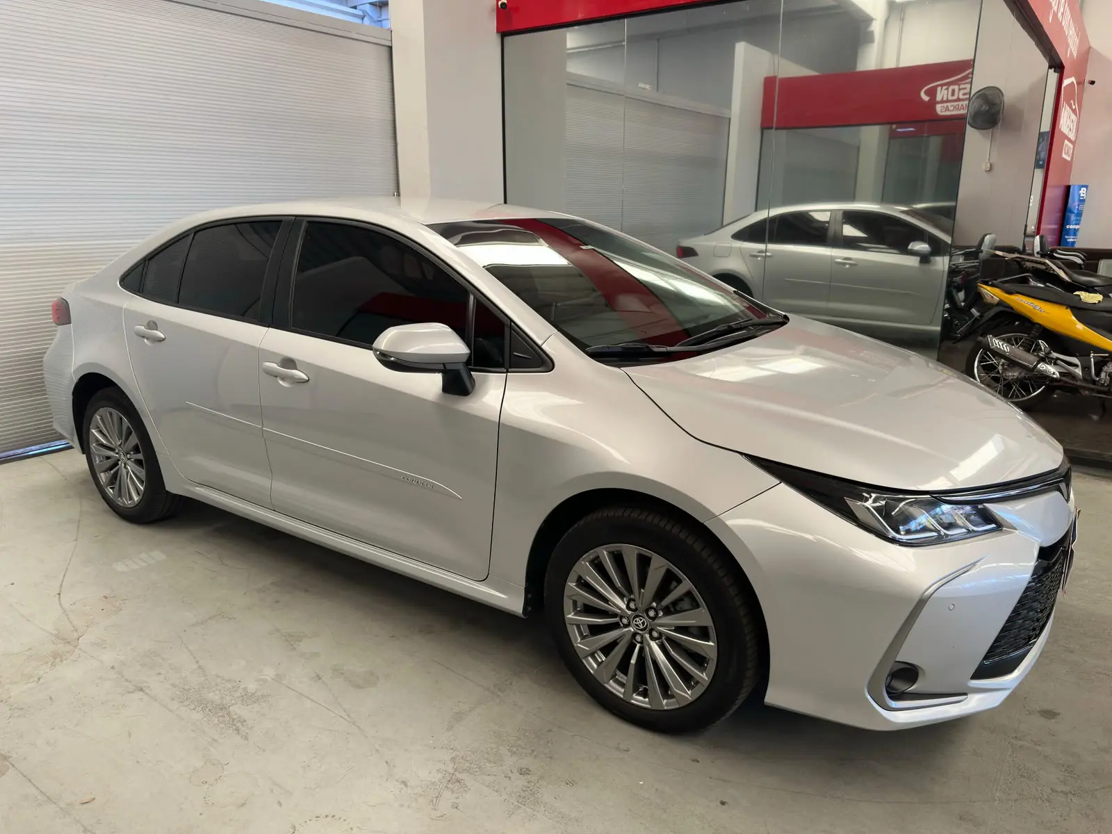 Toyota COROLLA XEI 20 a venda na Anderson Multimarcas