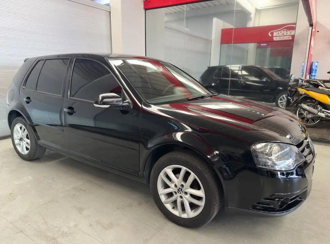 Volkswagen GOLF SPORLINE a venda na Anderson Multimarcas