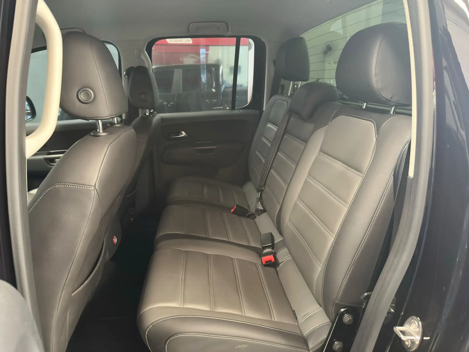 Volkswagen AMAROK V6 HIGH a venda na Anderson Multimarcas
