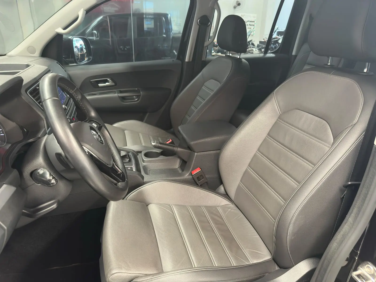 Volkswagen AMAROK V6 HIGH a venda na Anderson Multimarcas