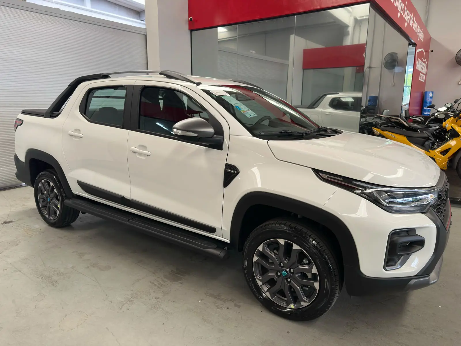 Fiat STRADA ULTRA TURBO 200 a venda na Anderson Multimarcas