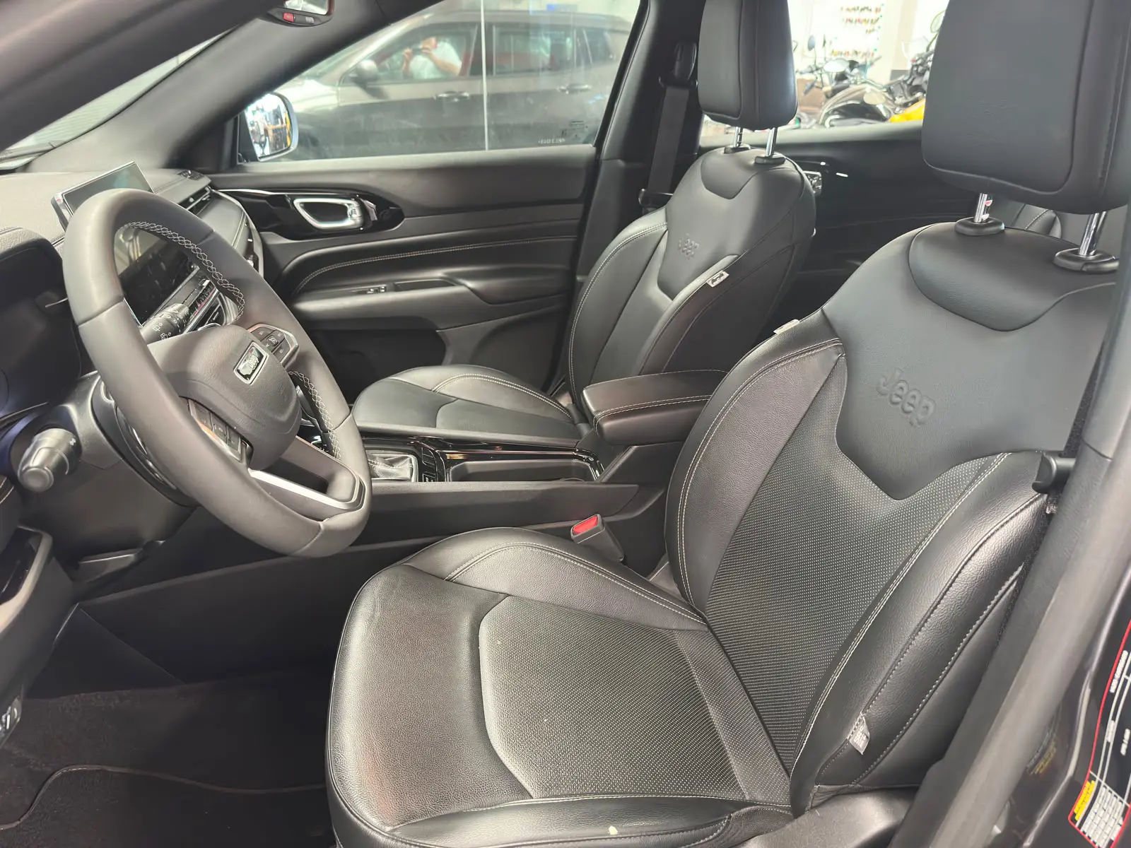 Jeep COMPASS LONG TF a venda na Anderson Multimarcas