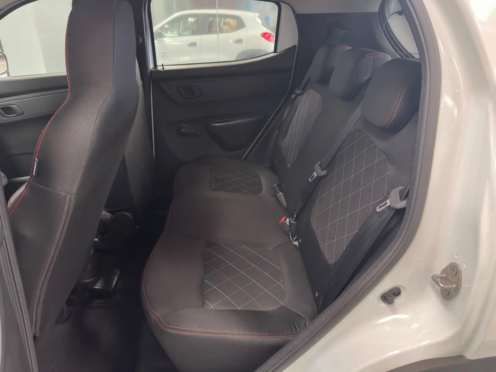 Renault KWID ZEN a venda na Anderson Multimarcas