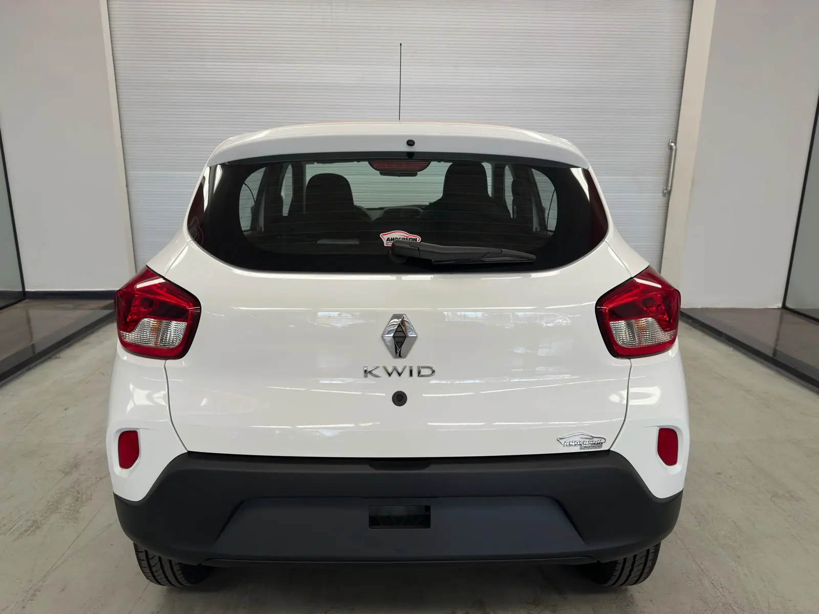 Renault KWID ZEN a venda na Anderson Multimarcas