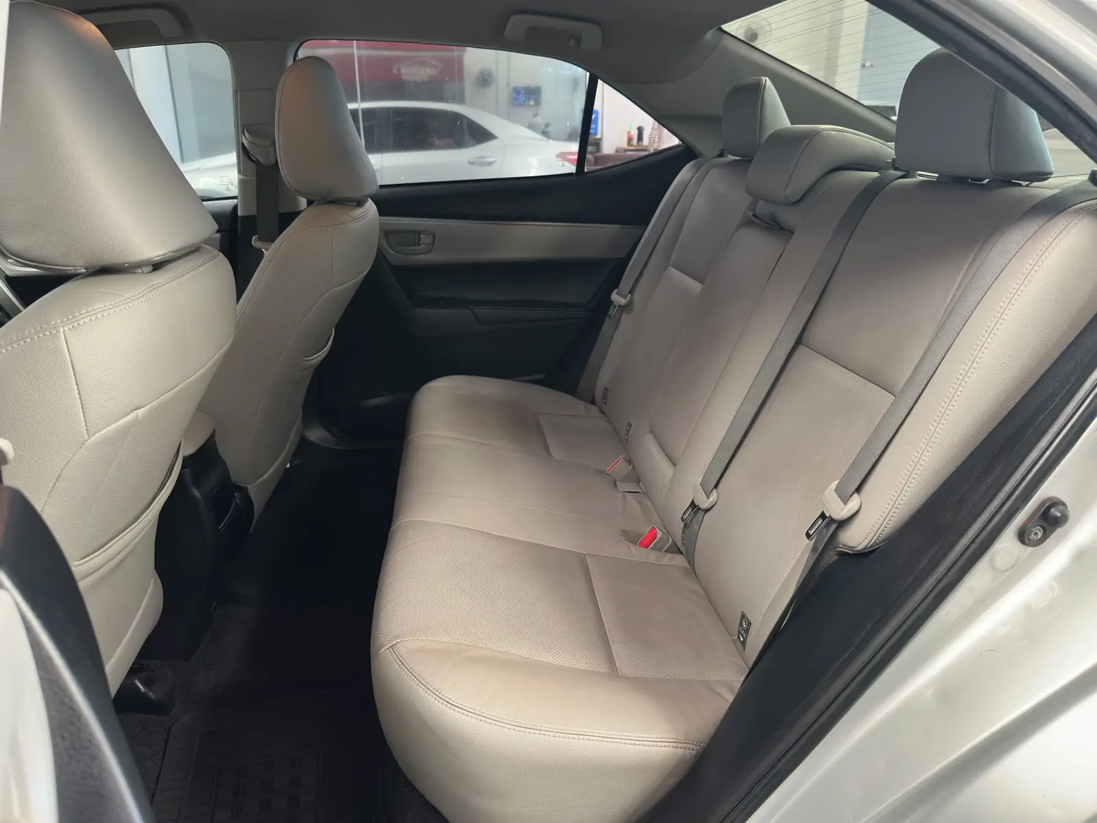 Toyota COROLLA XE a venda na Anderson Multimarcas