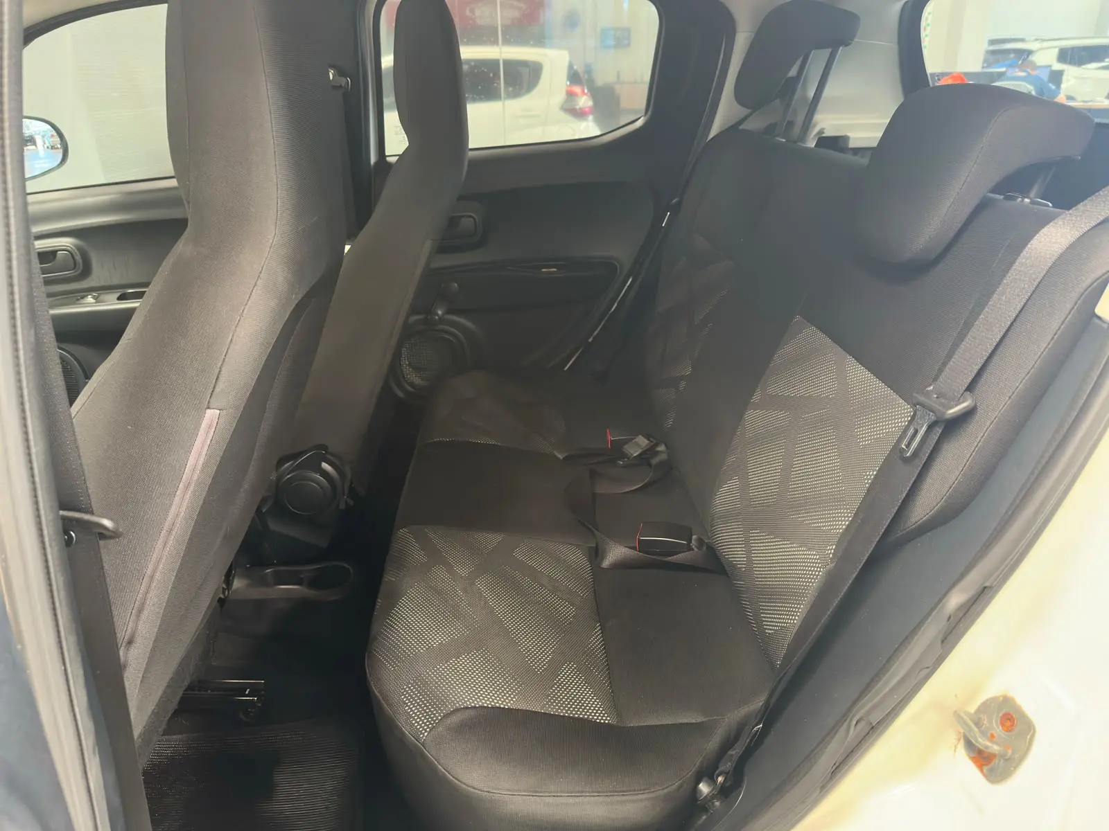 Fiat MOBI LIKE a venda na Anderson Multimarcas