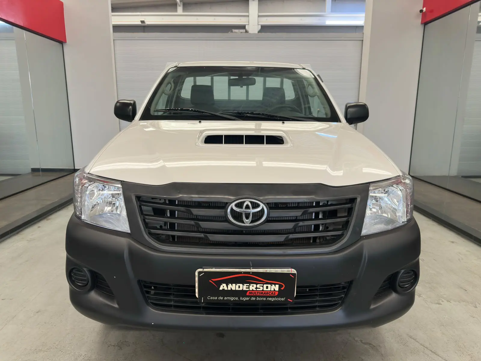 Toyota HILUX CS4X4CHAS a venda na Anderson Multimarcas
