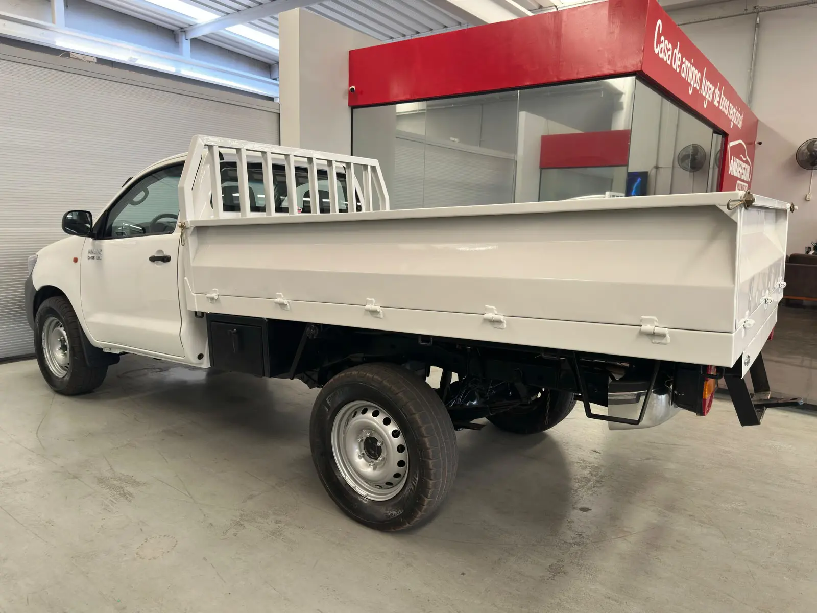 Toyota HILUX CS4X4CHAS a venda na Anderson Multimarcas