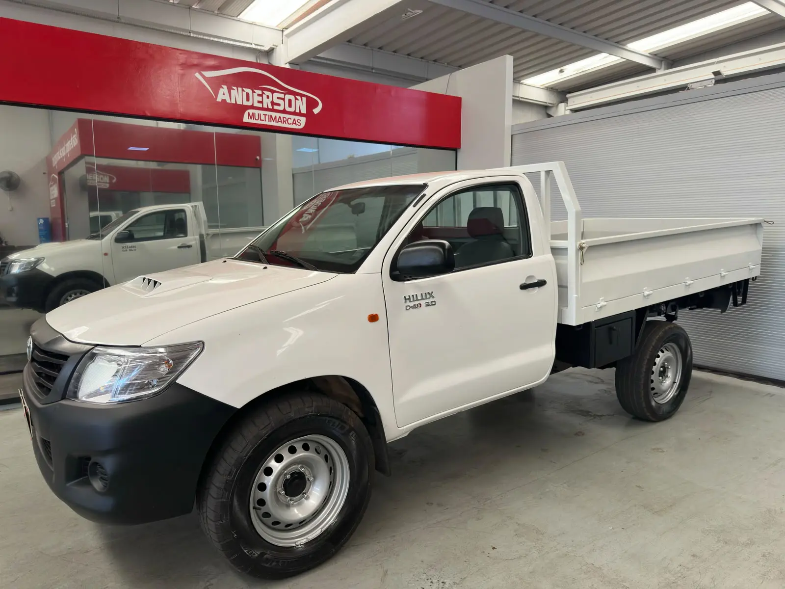 HILUX CS4X4CHAS